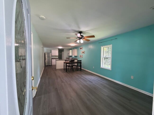 1517 Welch Way