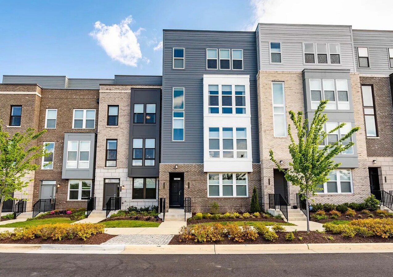 Photo - 13362 Arrowbrook Centre Dr Townhome