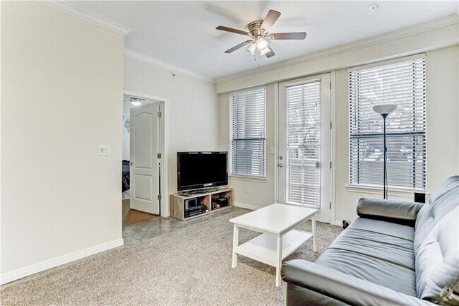Building Photo - 2505 San Gabriel St Unit 308 Rental