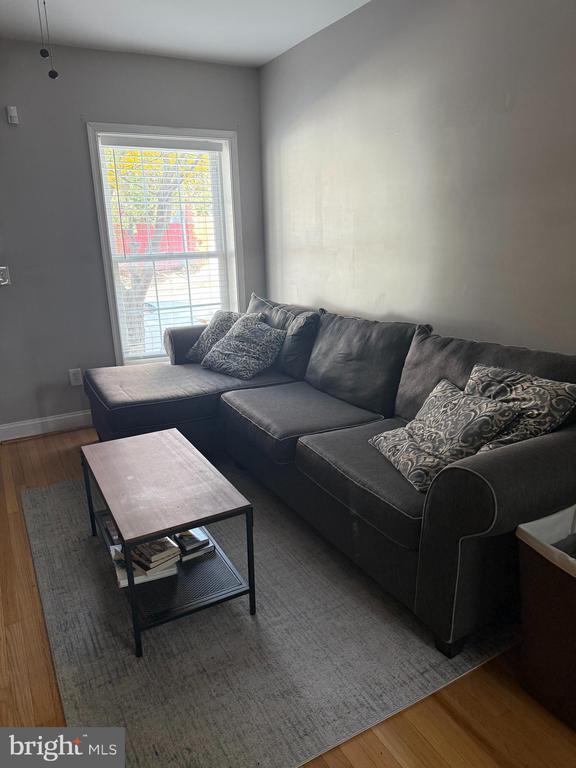 Photo - 1929 E Lombard St