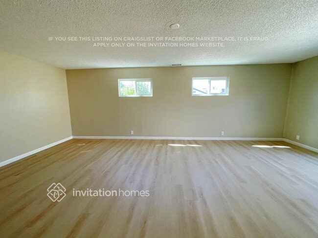 Photo - 873 Ashwood Ave