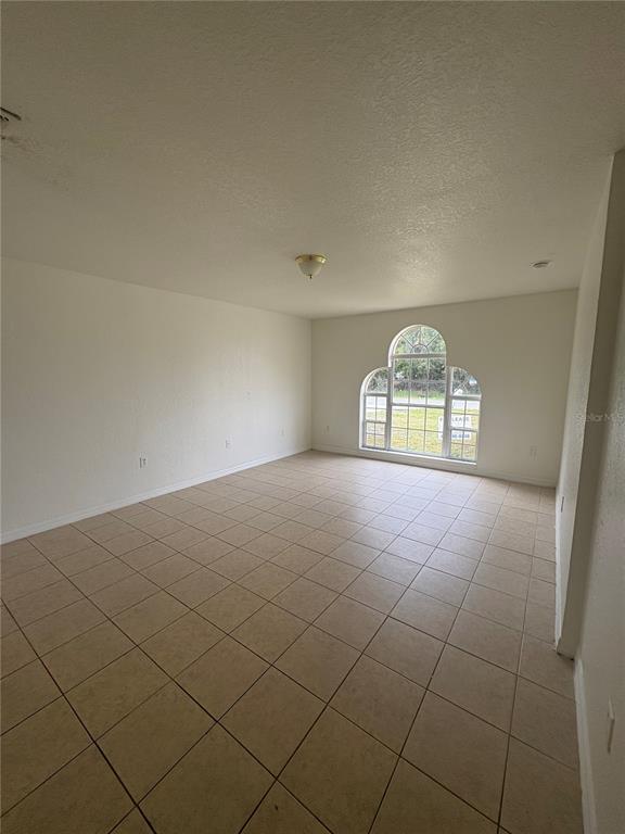 Photo - 756 Camel Ct