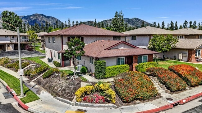 Photo - 1085 Sierra Madre Ave Rental