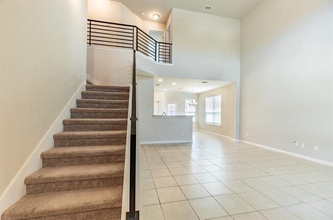 Photo - 117 Manatee Ln