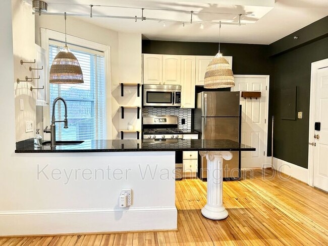 Photo - 3155 Mt Pleasant St NW Unit 204
