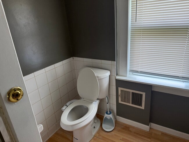 Photo - 124 Princeton Ave