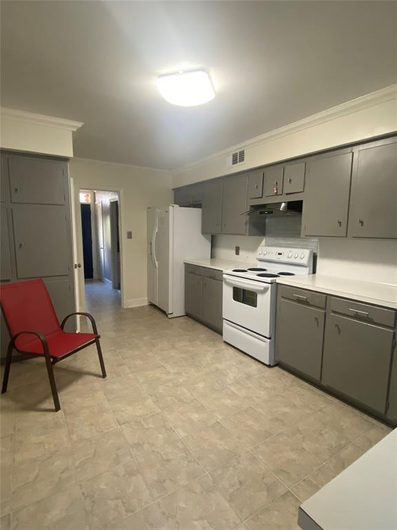 6310 Deerwood Rd Condo For Rent in Houston, TX