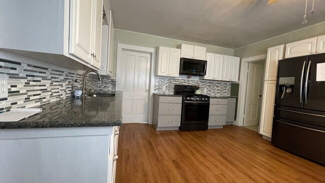 Photo - Quaint House close to the Foothills