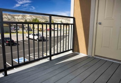 Rock Springs Creekside Apartments