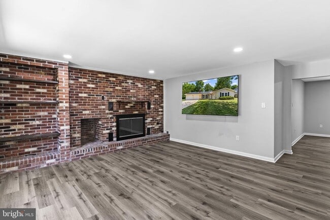 Photo - 2060 Red Spruce Ct