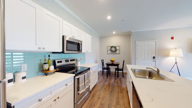 Photo - Coastal Club Apartments