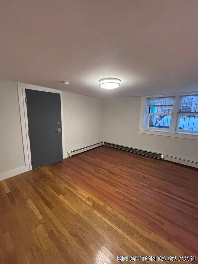 Photo - 31 South St Unidad B2