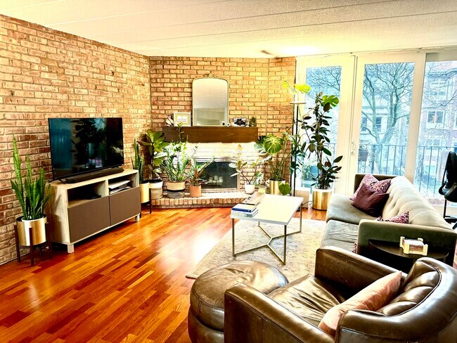 Photo - 651 W Sheridan Rd Unidad 3C