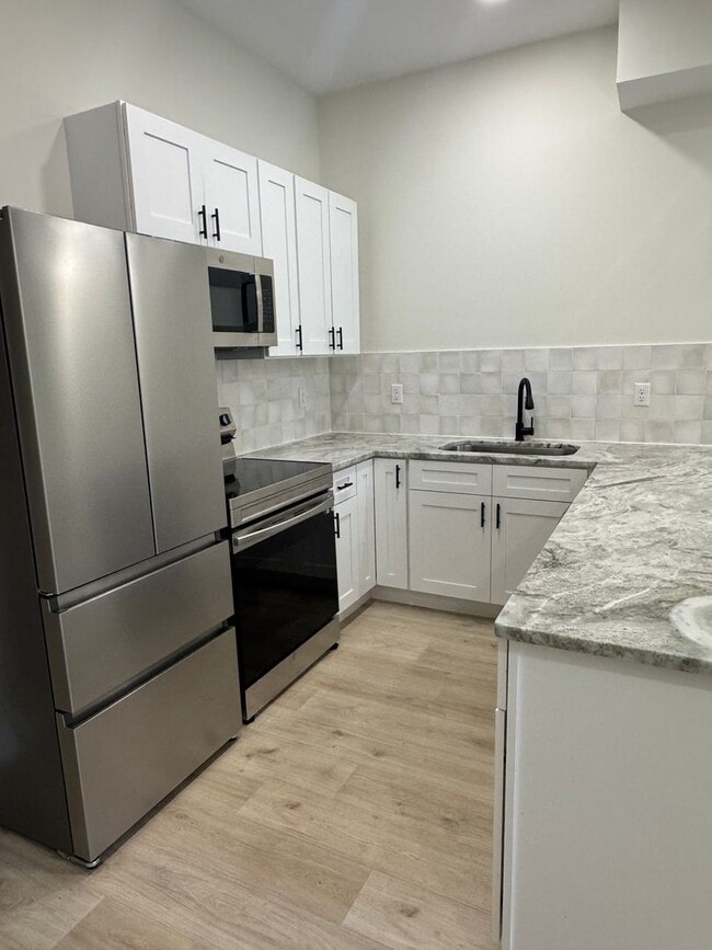 Photo - 1124 Garfield St