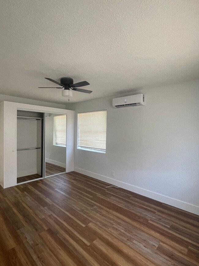 Photo - 646 Latona Ave Unit 2
