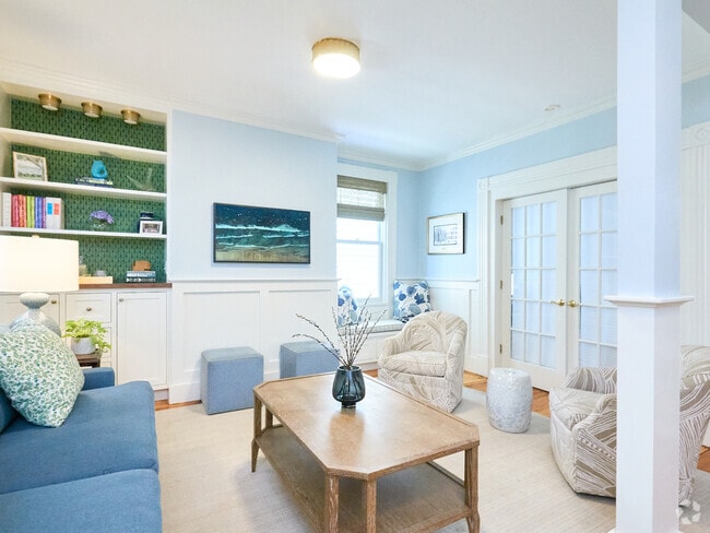 Building Photo - 10 Trenton St Unit 1 Rental