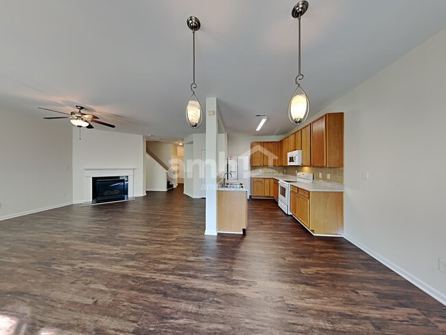 Photo - 1009 Skillbeck Rd