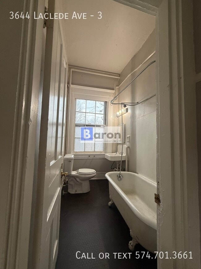 Photo - 3644 Laclede Ave Unit 3