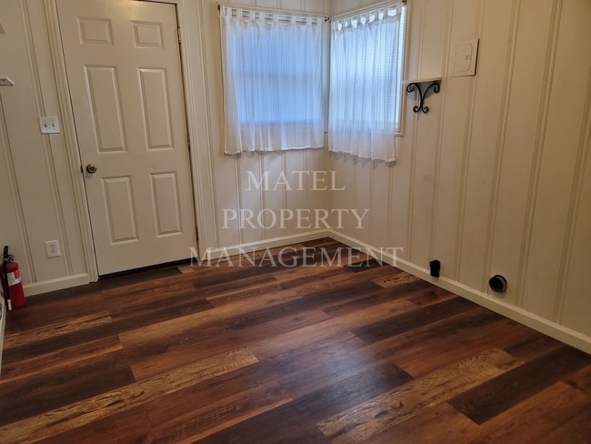 Photo - Move in Special see AD