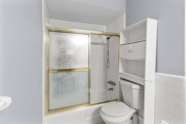 Photo - 1016 E Tri Oaks Ln Unit 92