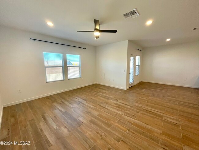 Photo - 12815 E Russo Dr
