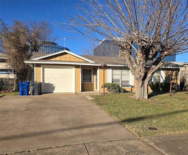 Building Photo - 8307 Bunche Dr