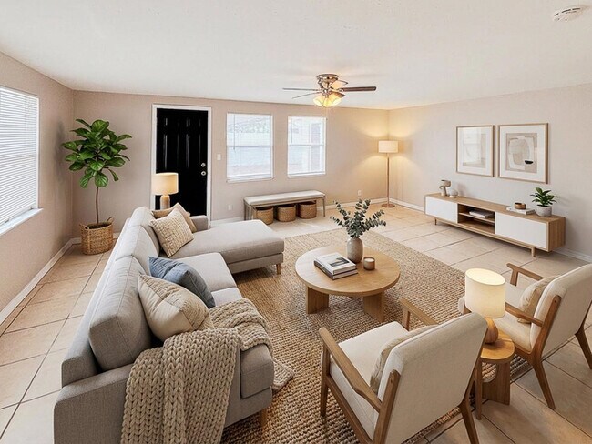 Photo - 7236 Darien Way