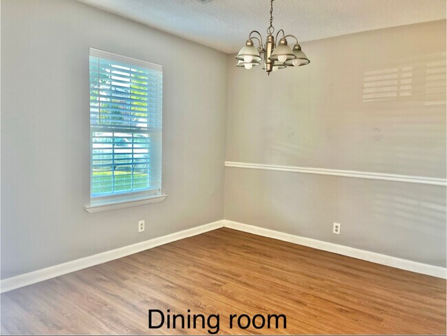 Photo - 723 Mercer Dr