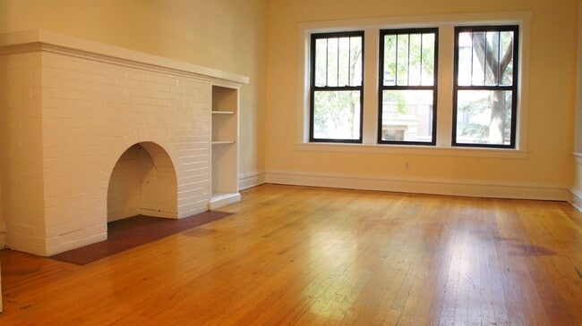 Photo - 2524 N Kedzie Blvd Apartment Unit 1E