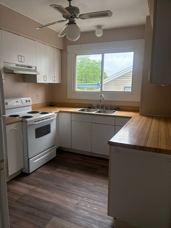 814 Highland Ave Unit 1