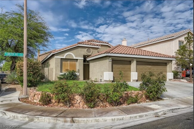 Photo - 401 Carlton Kay Pl