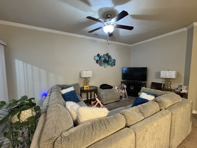 Photo - 400 Glenhaven Ln