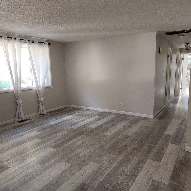 Photo - 4875 SW 165th Ave