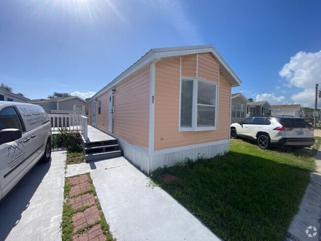 Building Photo - 4825-4A1A A1A S Rental