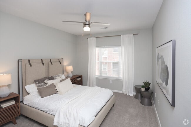 2BR, 2BA_Schubert - 1254 SF