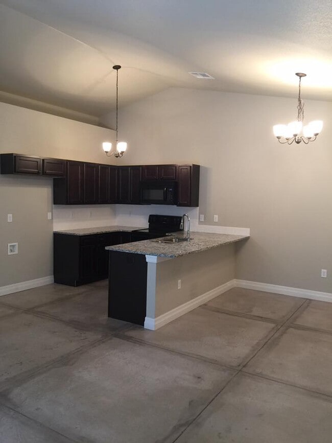 Photo - 1517 N Nickelton St