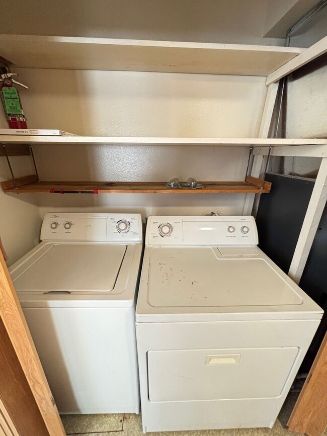 Photo - 910 S Webber St Unit A