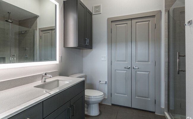 Building Photo - 160 Birdsall St Unit 1147