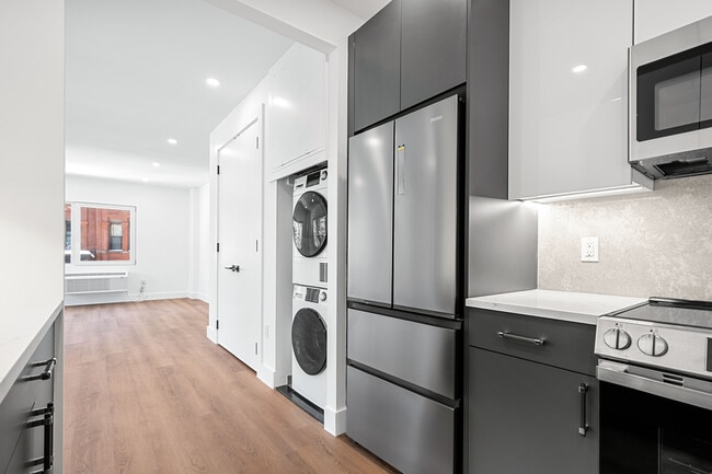 Photo - 28 Spencer Place