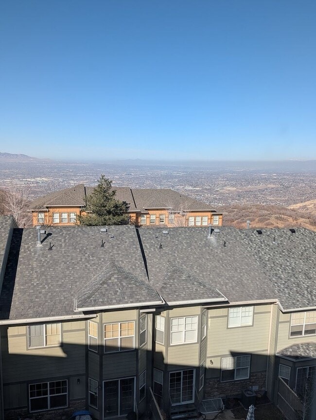 Photo - Beautiful 3 Bedroom Condo for Rent in Draper