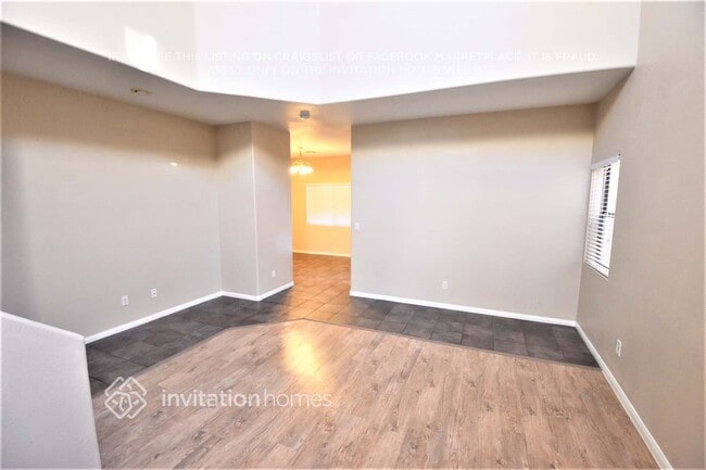 Photo - 2868 Canonero St