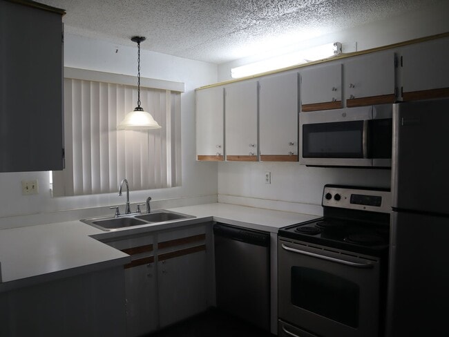 Photo - CONDO 2Bedroom 2 Bath MOVE IN READY CALL C...