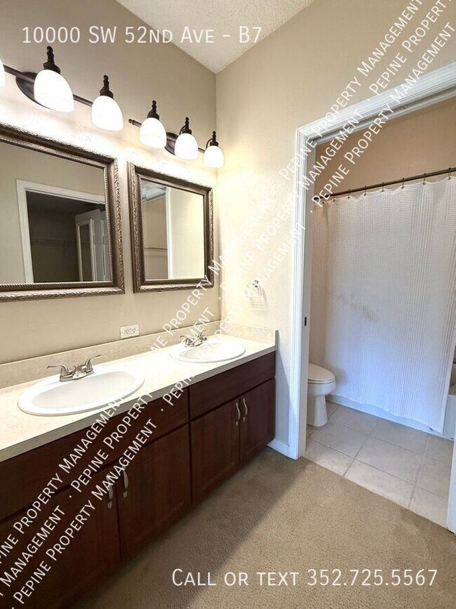 Photo - 10000 SW 52nd Ave