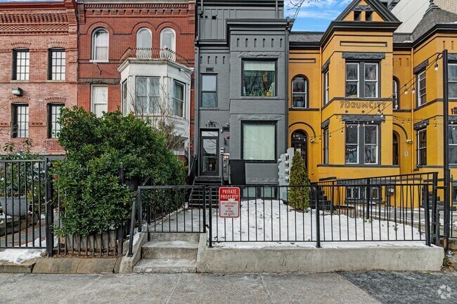Building Photo - 1504 N Capitol St NW  # 301 Unit 301 Rental
