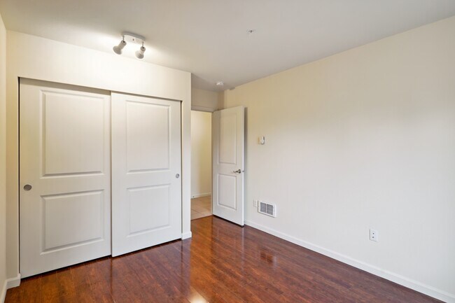 7311 15th Ave NW Unidad 203