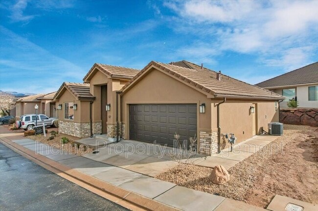 Photo - 2261 Tonaquint Dr