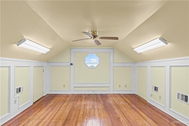 Photo - 14 W Business 83 Unit 61