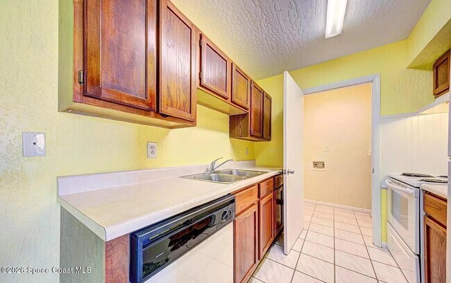 Photo - 2190 Forest Knoll Dr NE Unit 90-207