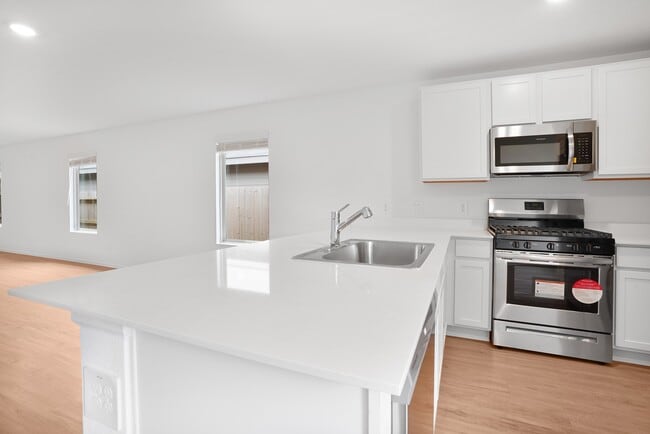 Building Photo - 17155 Quaking Aspen Ln