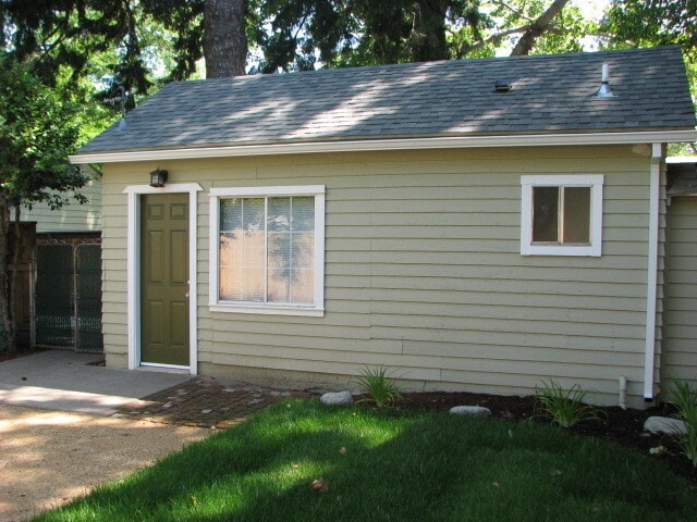 Photo - 313 W 1st Ave Unit House